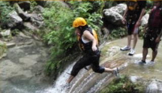Salto a la cascada